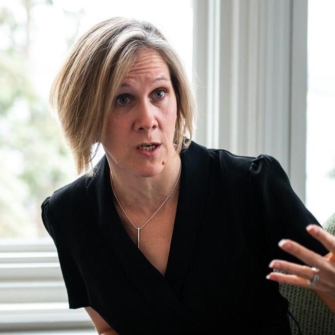 U.K. seeks closer ties with Canada in science, military and technology